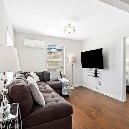Stunning & Vibrant Apt 7 Min From Tx Med Center Houston Exterior photo
